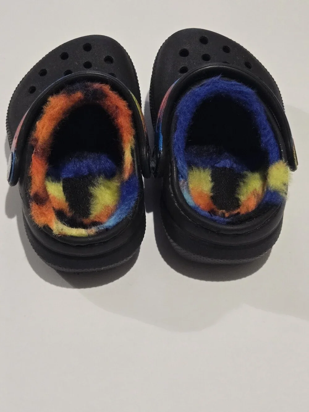 Crocs Unisex-Child Classic Fur Lined Spray Dye Clogs Size 5C